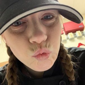 Meet your Posher, Jamie